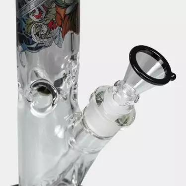 Bong con Maleta Ronin y Geisha Black Leaf cazoleta