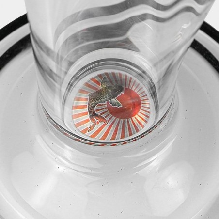Bong con Maleta Ronin y Geisha Black Leaf diseño interior bong