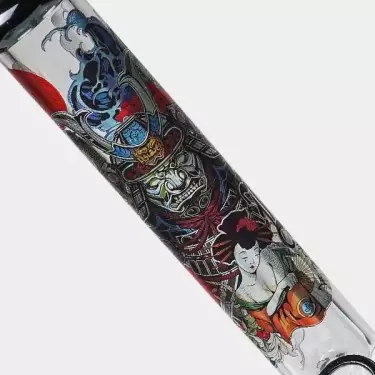 Bong con Maleta Ronin y Geisha Black Leaf diseño