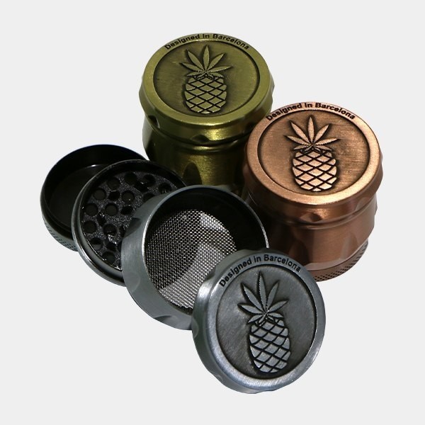 Vintage Grinder aus Stahl und 4 Teilen - GB The Green Brand