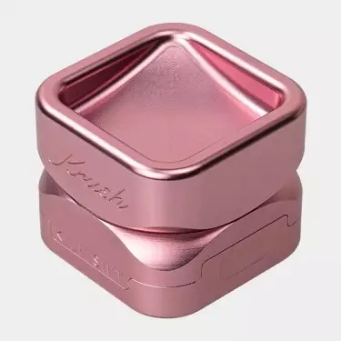 Krush Kube 3.0 Aluminium-Grinder rosa geschlossen