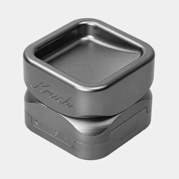 Krush Kube 3.0 Aluminium-Grinder grau geschlossen