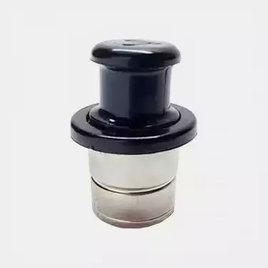 Getarnter Autofeurzeug 2