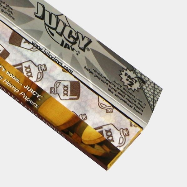Juicy Jay's jamaikanischer Rum-Geschmack, offenes Zigarettenpapier