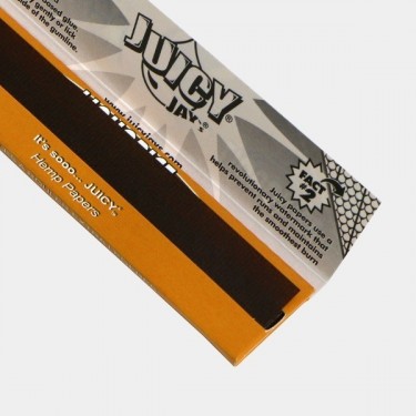Juicy Jay's aromatisches Lakritz-Zigarettenpapier, geöffnet
