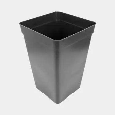 Quadratische schwarze Töpfe