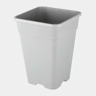 Quadratische weiße Blumentöpfe