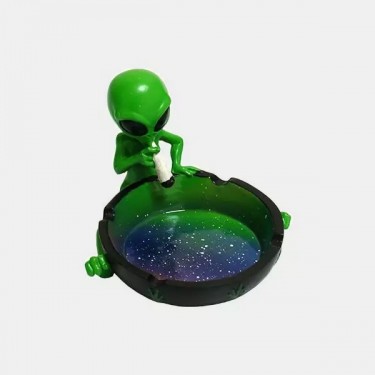 Originelle rauchende Alien-Aschenbecher
