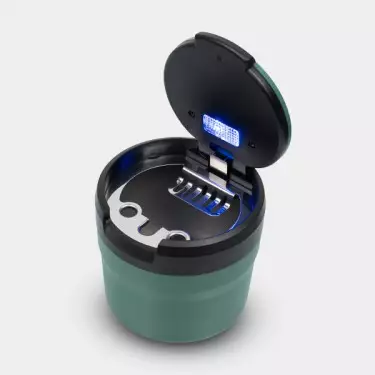 Aschenbecher für Autos mit LED grün öffnen