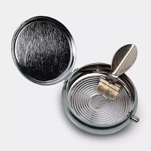 Tragbarer Aschenbecher Champ Blätter