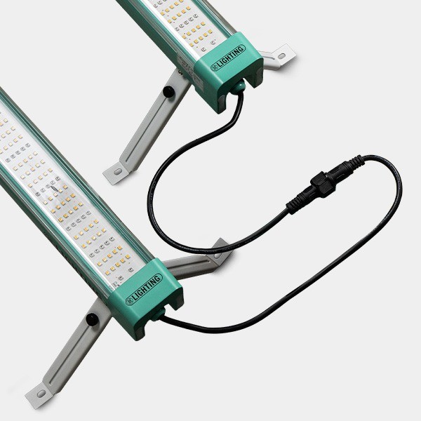 GB Lighting Under Canopy 120W PRO LED Detailansicht Kabelanschluss