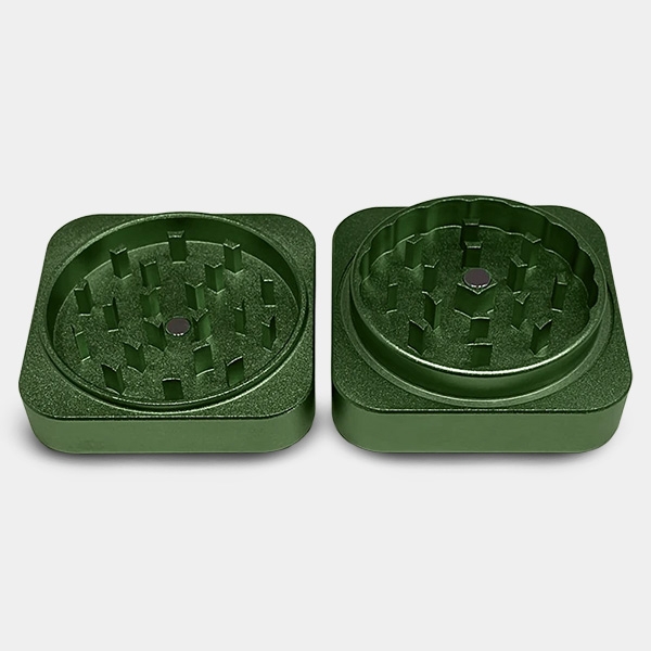 Forbes quadratischer Aluminium-Grinder Innenraum