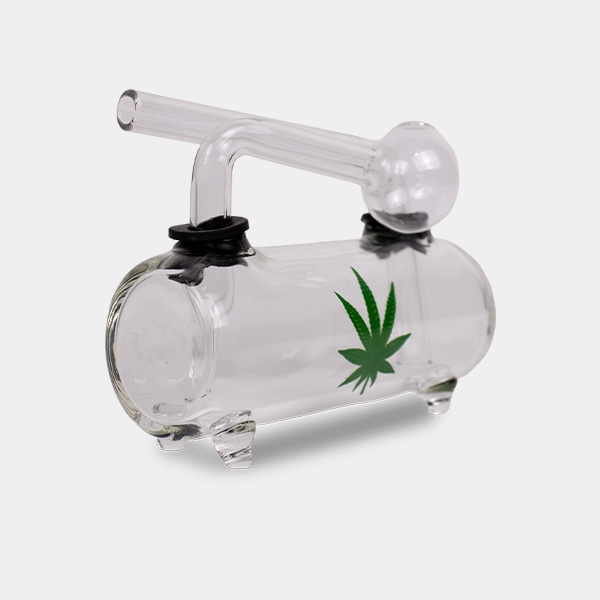 Wasserpfeife aus transparentem Glas mit Blättern