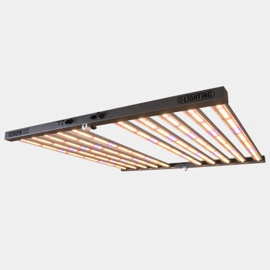 Eingeschaltetes dimmbares LED-System 730 W Black Ultra GB Lighting